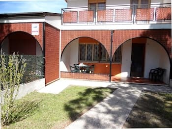 Beautiful House With Garden Near the Beach by Beahost Rentals