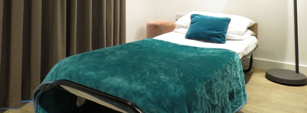 Tudors eSuites Four Bedroom House Garden