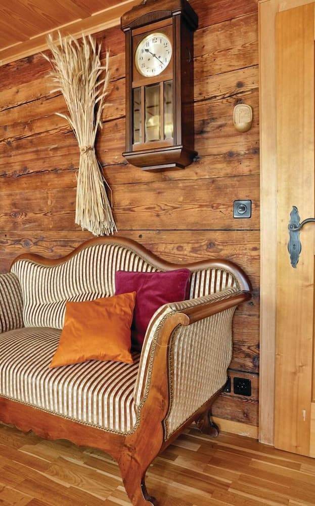 Stunning Home in Sarnen bei Luzern With 5 Bedrooms and Internet