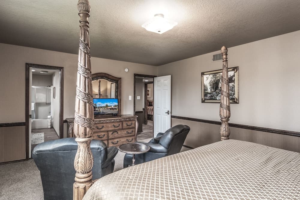 White Mountain Chateau by Ruidoso Vacation Rentals