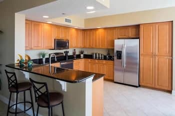 Stunning Beach Front 3 Bd Apartment Clearwater Belle Harbor 401