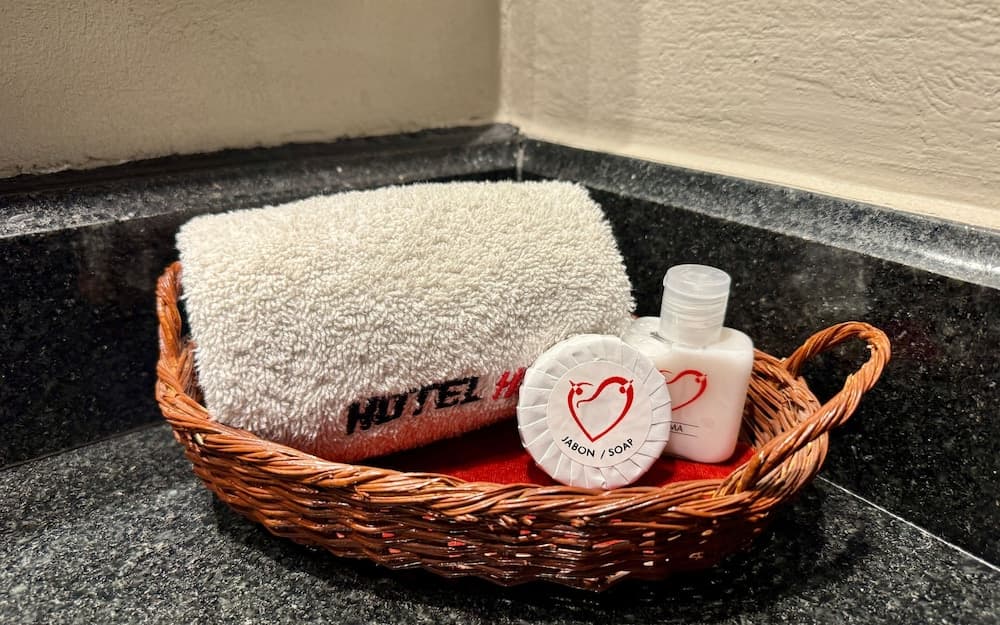 Hot Plaza Belices | Love Hotel | Solo Adultos