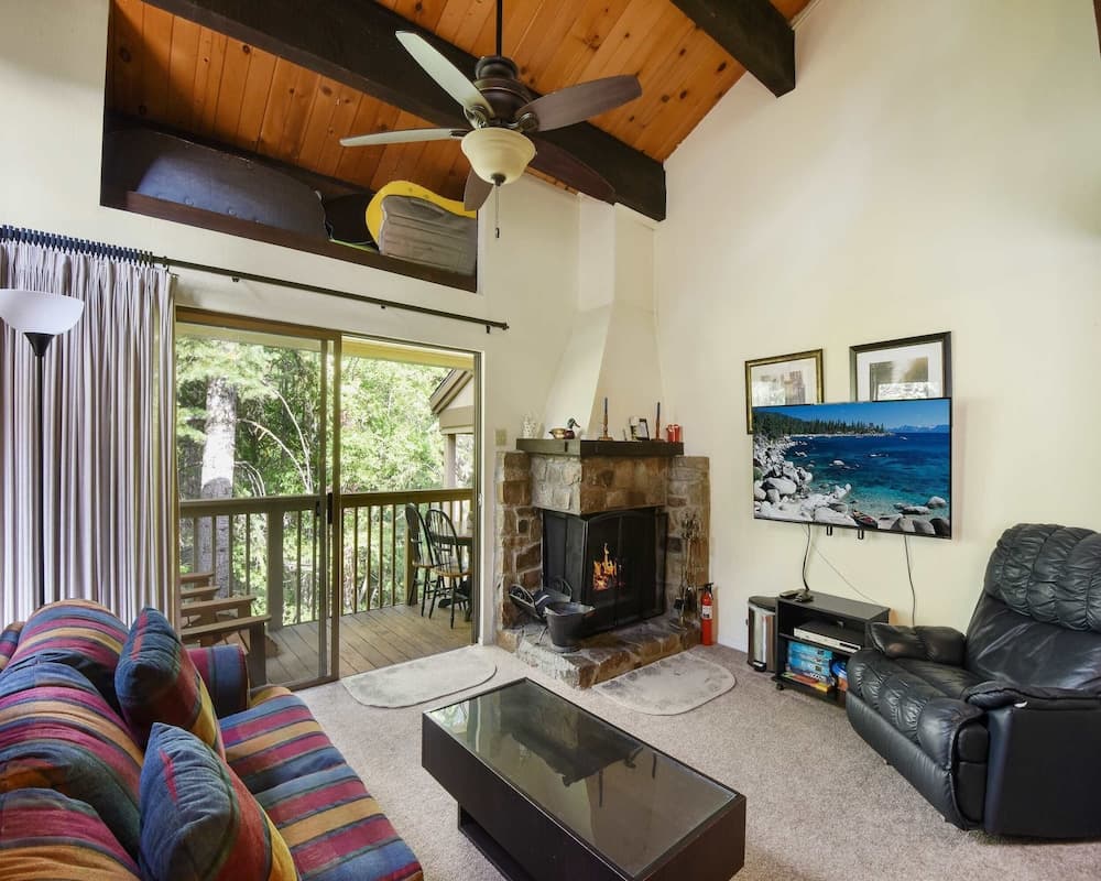 Enjoy Forest Views Retreat at Kingswood Village!