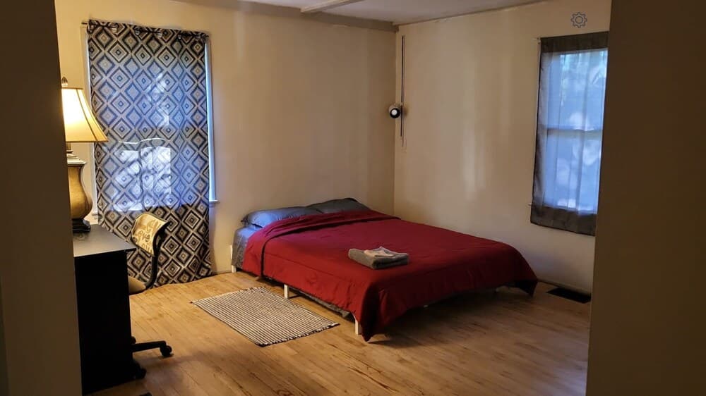 Beautiful 4-bed House in Bloomington With Sauna