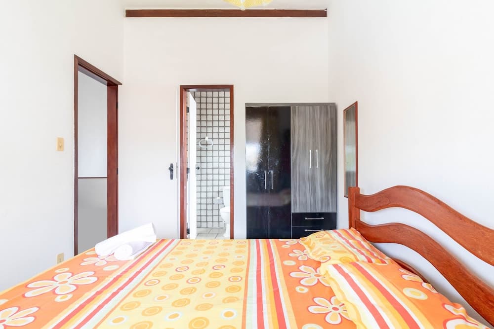 GB40 Excelente Casa 4 Suítes Guarajuba