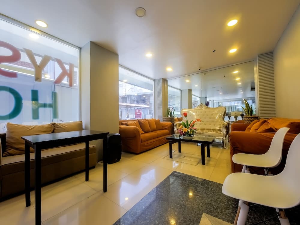 OYO 837 Kysabel Hotel