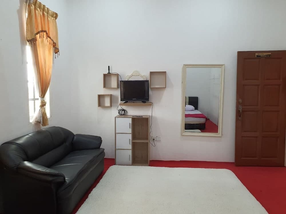 Hotel O Z Dirgahayu 313