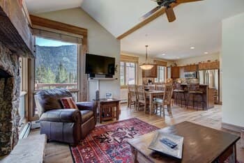 Spacious 3 Br Townhome In Keystone- Kids Ski Free 3 Bedroom Townhouse by Redawning