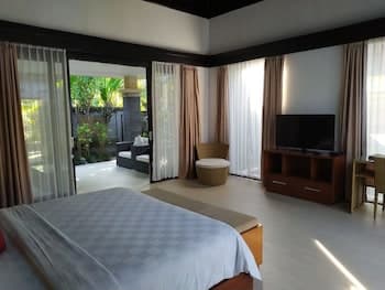Kori Maharani Villas - One Bedroom Pool Villa 2