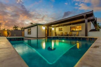 Tempe Charmer With Game Room, Sparkling Heated Pool and Spa! Sleeps 8! by Redawning