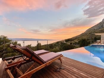 Villa Forte-the Exclusive Private Villa With Amazing sea View Located in Mimice