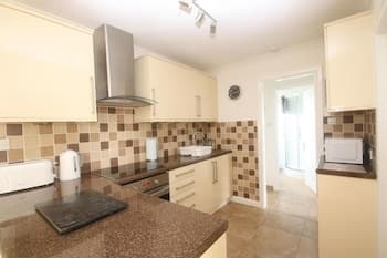 20F Medmerry Park 2 Bedroom Chalet