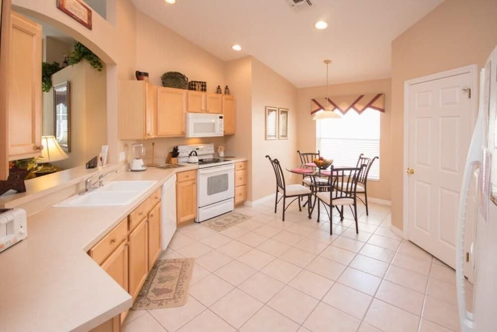 Malcom's West Haven Vacation Home