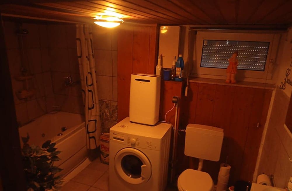 Ferienwohnung Sleeps 6 With Whirlpool