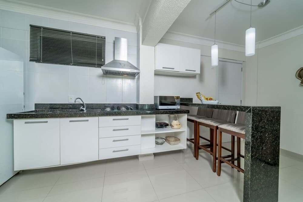 809 - Aluguel 1 quarto com churrasqueira