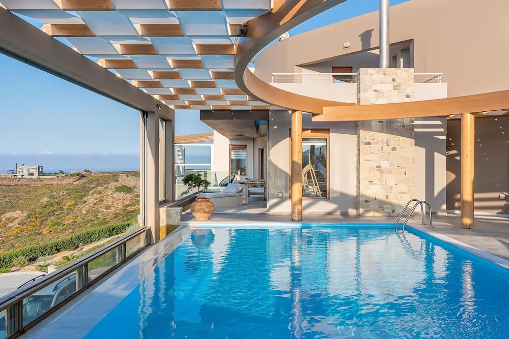 Luxurious Villa With Amazing Views Infinity Heated Pool Hamam Billiard Childrens Area