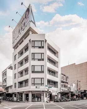 OINN Hotel & Hostel Chiayi