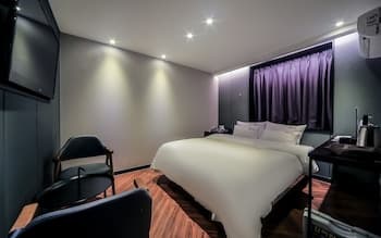 Busan Daeyeondong Hotel Smith