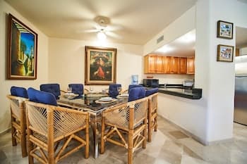 Peaceful Rustic Apartment Beachfront Swimming Pool Terrace Awesome Amenities