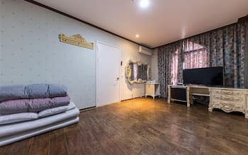 Yesan Shinwon Parktel