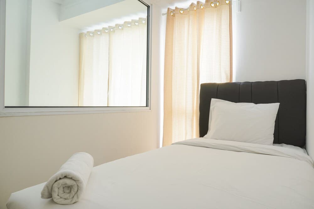 Comfy and Nice 2BR at Paradise Mansion Apartment