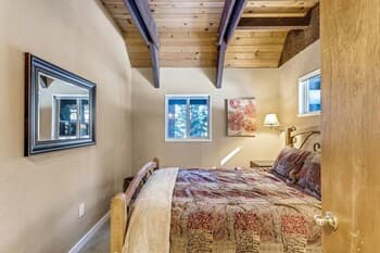 Multi-Family Cabin in Great Location! - Home #183 3 Bedroom Home by RedAwning