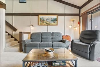 Relaxing, Well Furnished Condo! - Creekside #29 2 Bedroom Condo by RedAwning