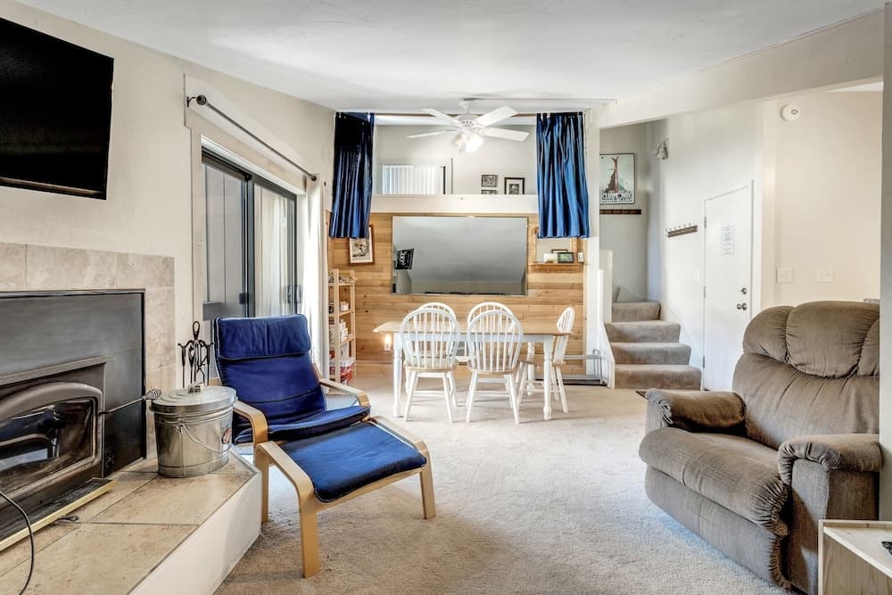 Private Balcony, Fireplace, And Only A 3 Minute Walk To The Village Center 1 Bedroom Condo by Redawning