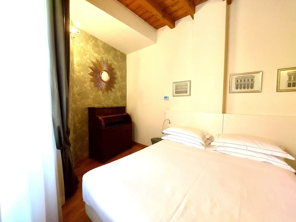 Phi Hotel Bologna Apartments