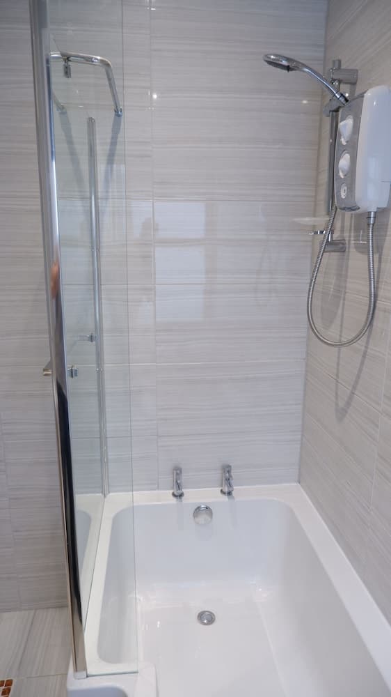 Ideal Location- Studio Flat in Heart of the City