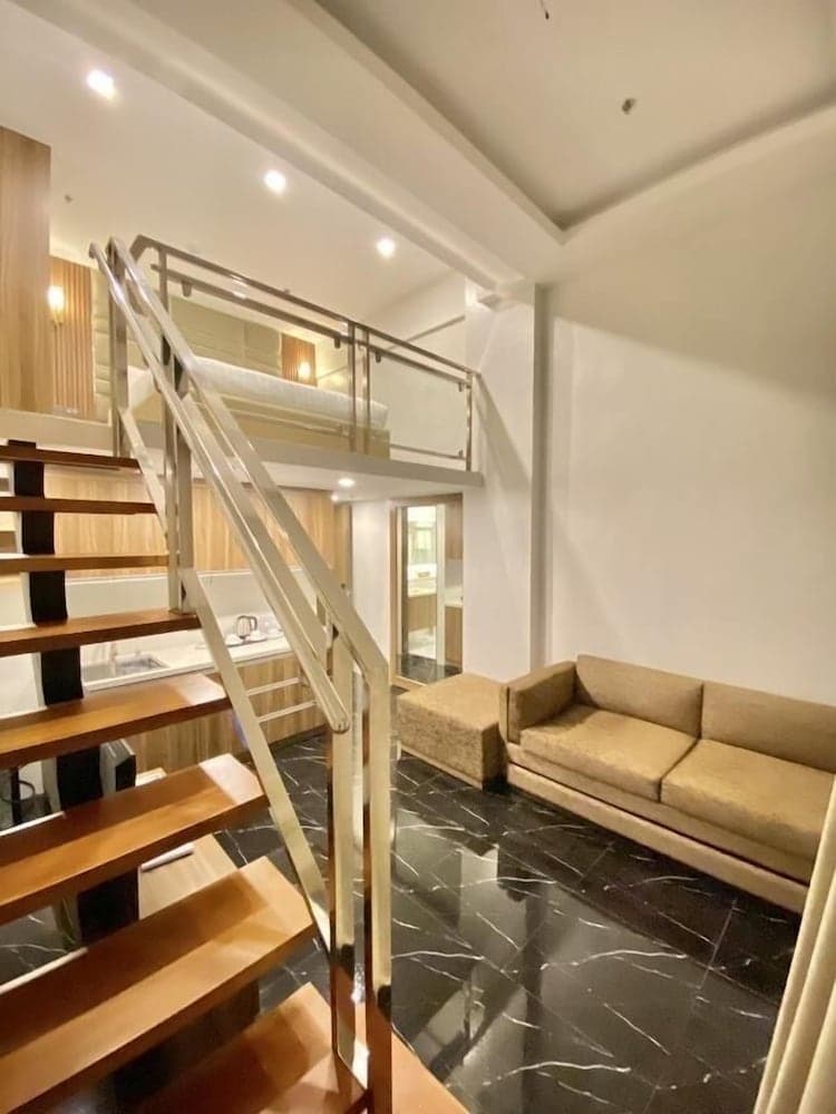 El Vistra Hotel Angeles