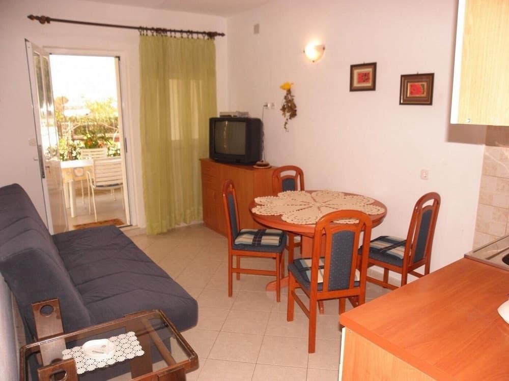 Jerimih - 120 m From sea - A1