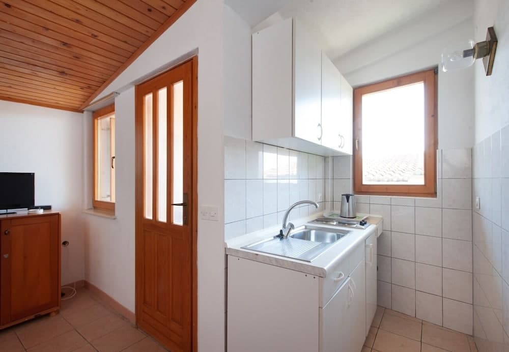 Ante M - 100 m From Beach - C3