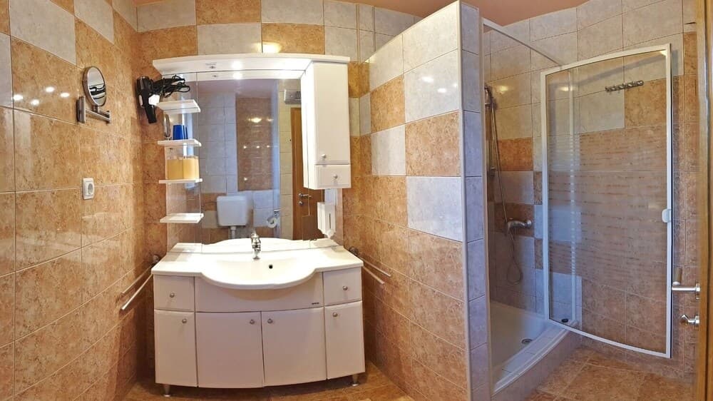 Amalia - Family Friendly With Parking - A1 Gabi