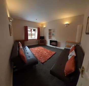 Cosy Apartment Close to Tunnels Beaches