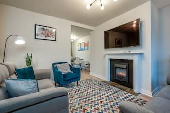 Central Belfast Apartments: Ashley Mews