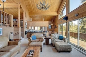 Centrally Located and Dog Friendly! - Home #36 3 Bedroom Home by Redawning