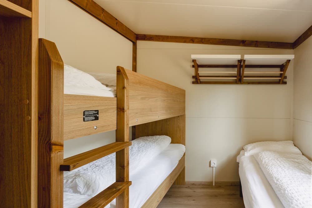 Pola Giverola Latroupe Camp