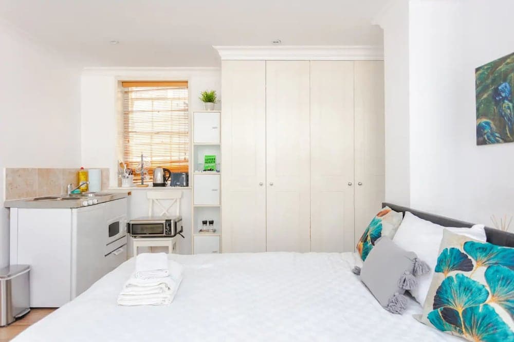 Lovely London Studio Apartment Near Trendy Shoreditch