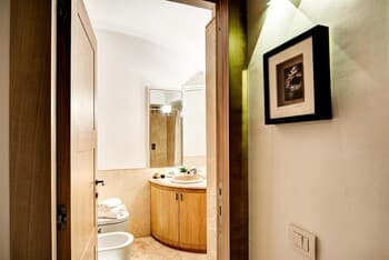 Villa Bougainvillea - Luxury Capri Villa With Views