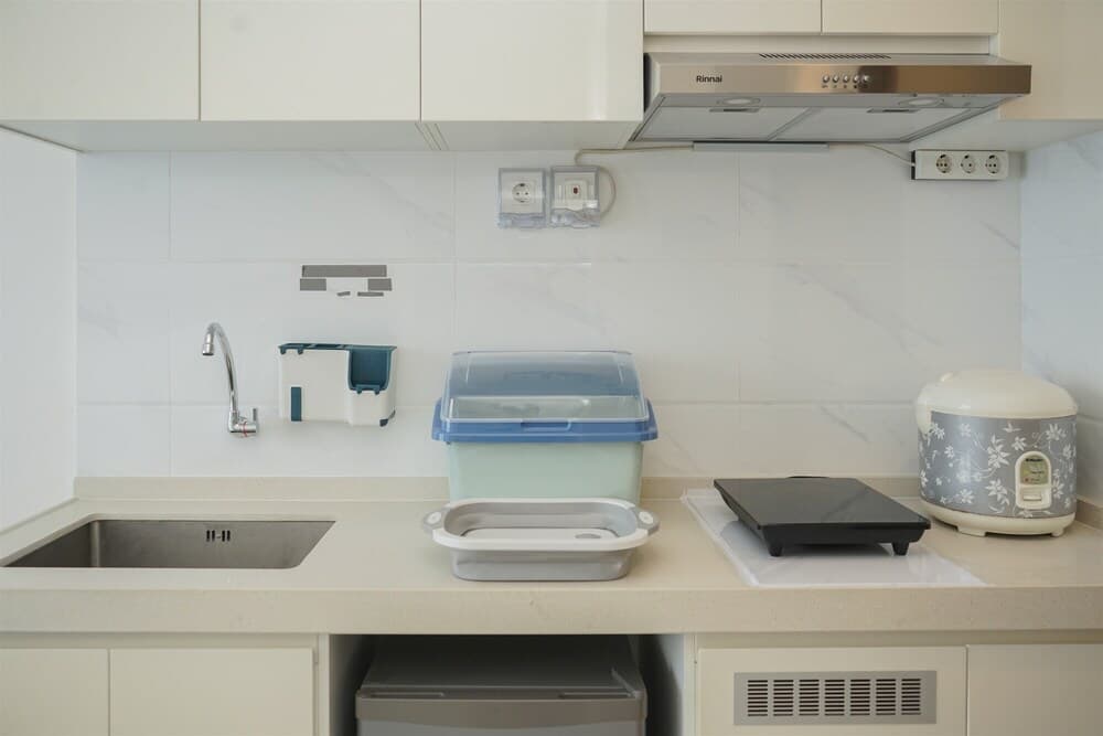 Warm And Cozy Studio Room At Sky House Bsd Apartment