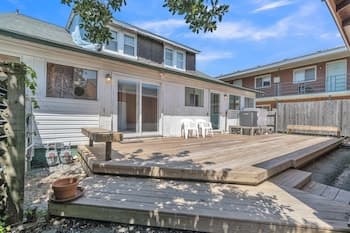 Manor And Mutts #1 4 Bedroom Cottage by Redawning