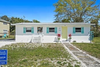 Beach House - The Dancing Dolphin By Panhandle Getaways