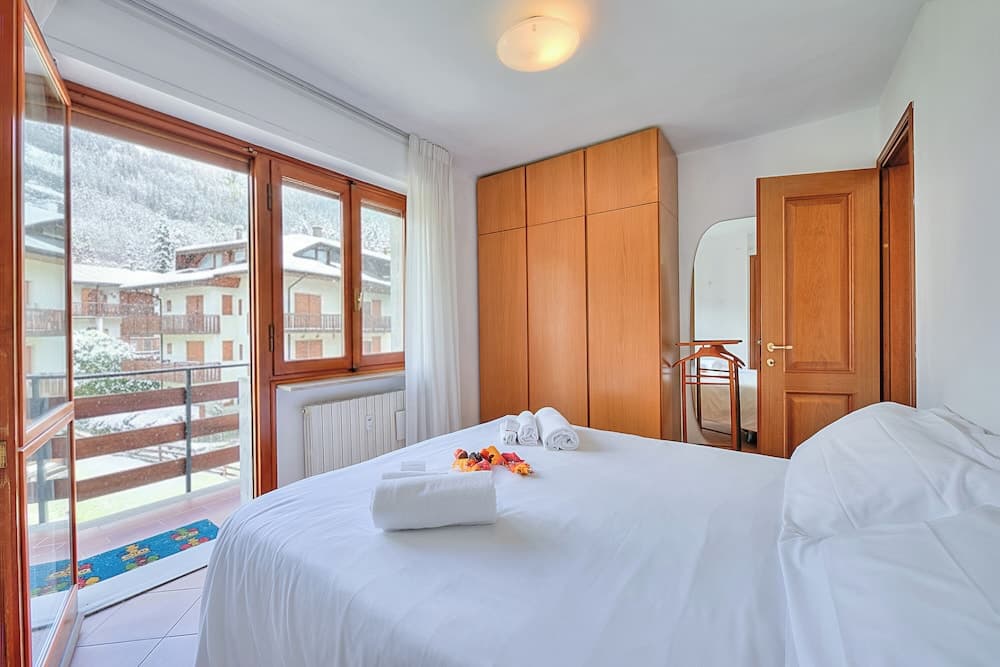 Bramé La Fam 32 (few steps from skiing)