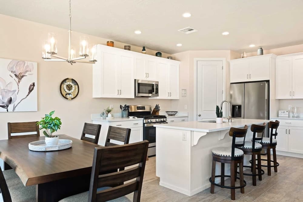 Paradise Palms by RedAwning