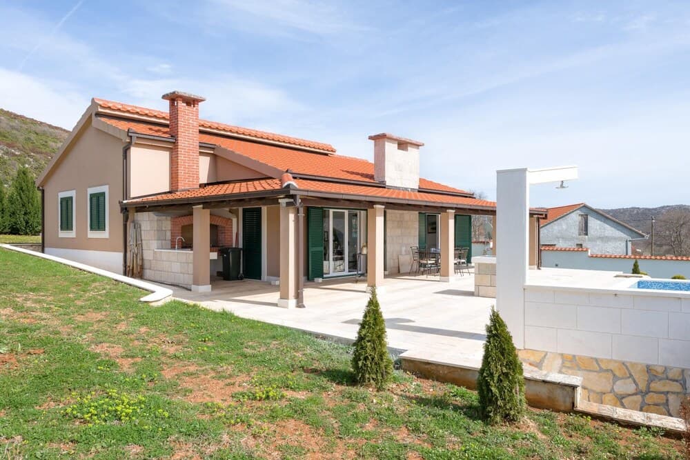 Villa Dea - Luxury Villa With Outdoor Swimming Pool ID Direct Booker 7442