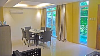 Aziza Paradise Hotel