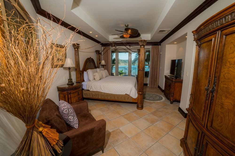 Marbella 3D 3 bdr 3 1 2 Bath Ocean View