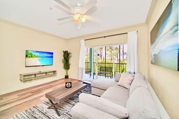 Near Disney - Spacious 3BR Condo With Netflix - Pool Hot Tub