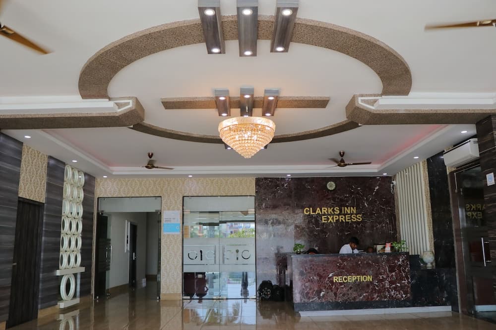 Hotel Clarks Inn Express Bharatpur